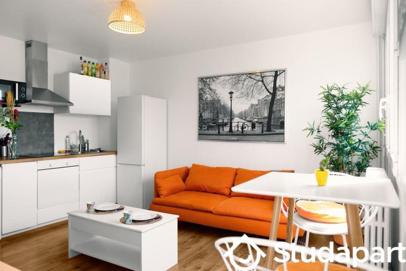 Chambre - 10 m² - 1 pièce