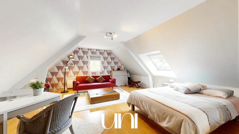 Maison - 190 m² - 5 pièces