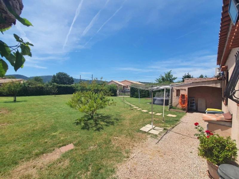 Maison - 90 m² - 3 pièces