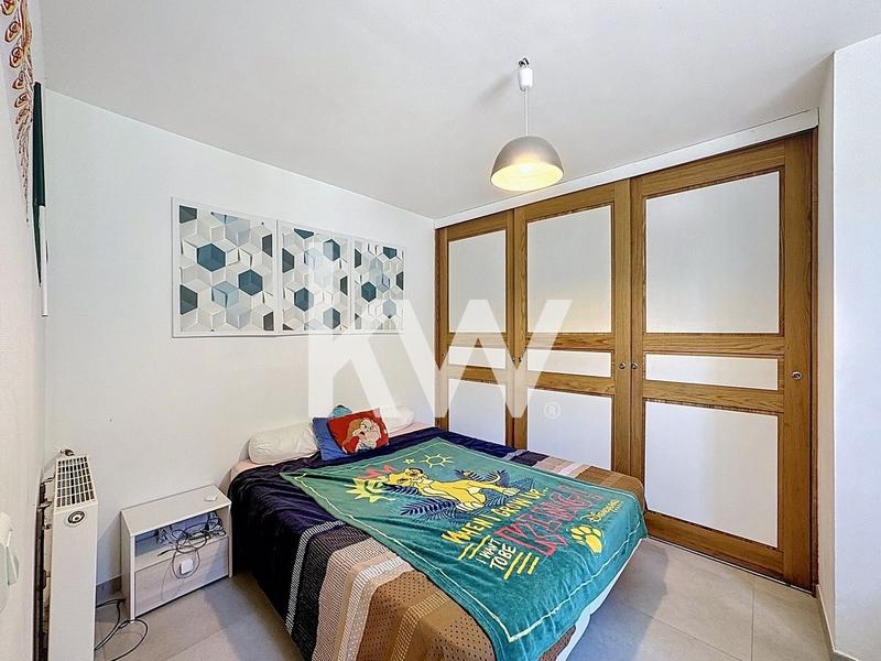 Maison - 245 m² - 8 pièces