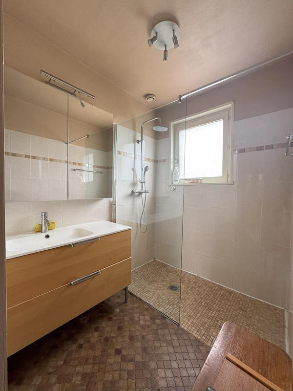 Maison - 123 m² - 6 pièces