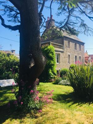 Maison bourgeoise - 141 m² - 6 pièces