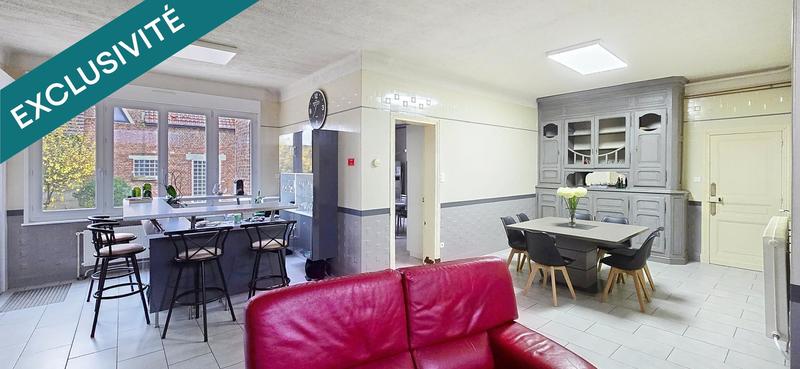 Maison - 290 m² - 10 pièces