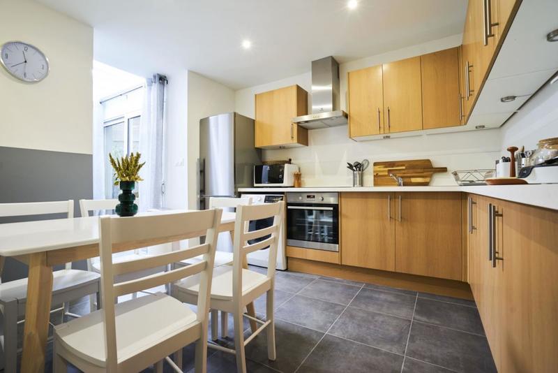 Maison - 86 m² - 6 pièces