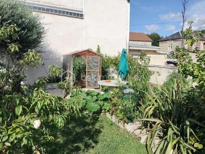 Maison en pierre - 100 m² - 5 pièces