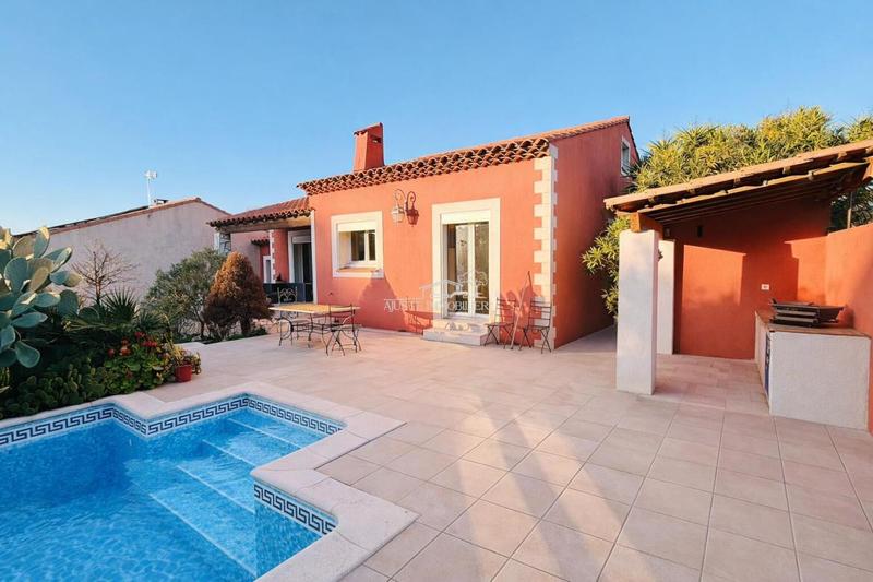 Maison - 140 m² - 5 pièces