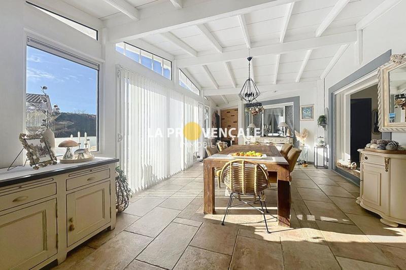 Villa - 150 m² - 4 pièces