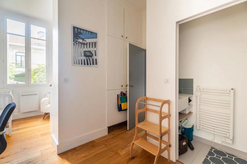 Appartement - 102 m² - 4 pièces