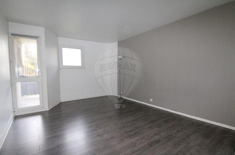 Appartement - 77 m² - 3 pièces