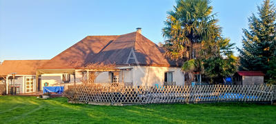 Maison - 293 m² - 12 pièces