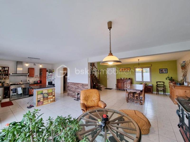 Maison - 169 m² - 7 pièces