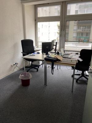 Local d'activités - 250 m² - 10 pièces