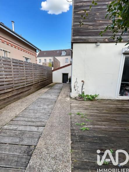 Maison - 137 m² - 6 pièces