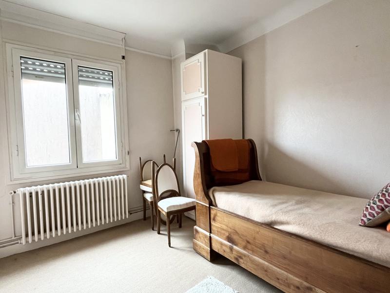 Appartement - 110 m² - 6 pièces