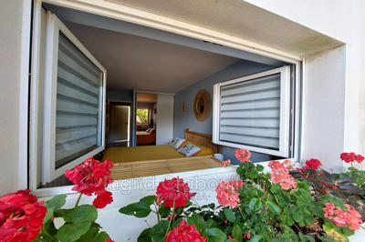 Appartement - 77 m² - 3 pièces