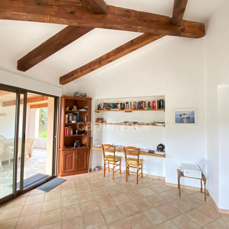 Maison - 89 m² - 3 pièces
