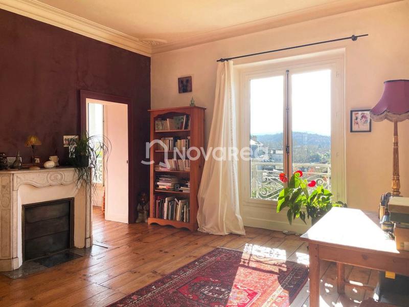 Appartement - 92 m² - 4 pièces