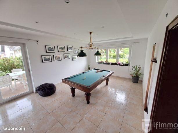 Maison - 165 m² - 6 pièces