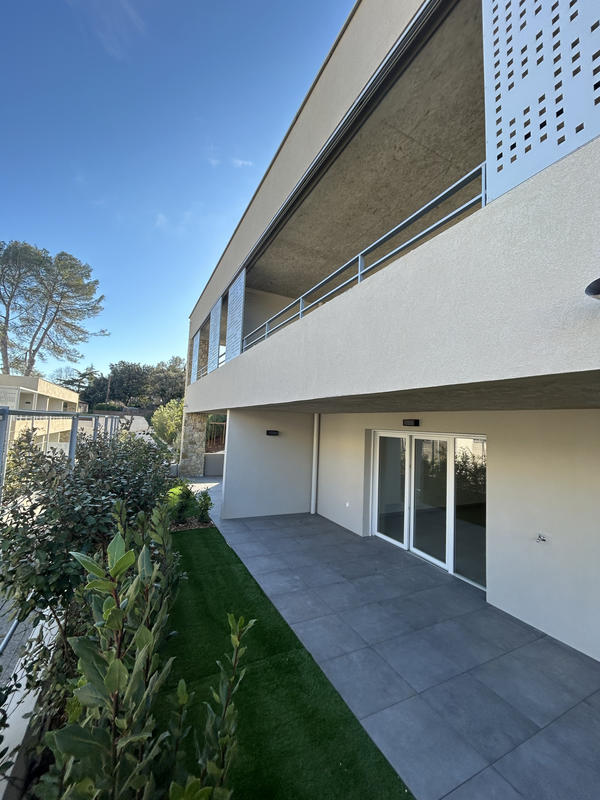 Appartement - 79 m² - 3 pièces