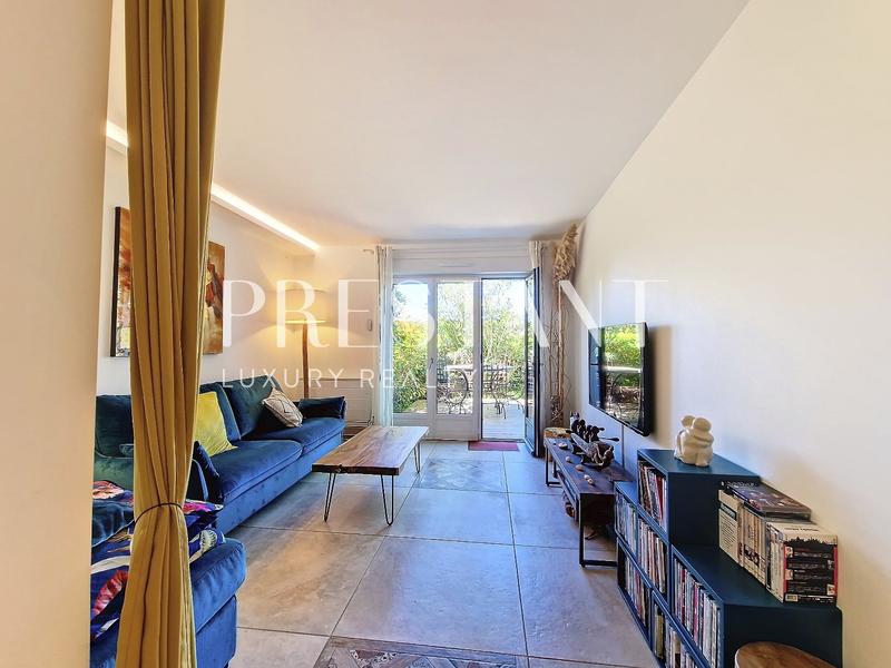 Appartement - 80 m² - 3 pièces