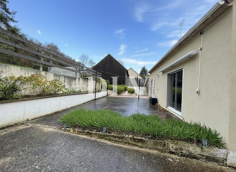 Maison traditionnelle - 110 m² - 5 pièces