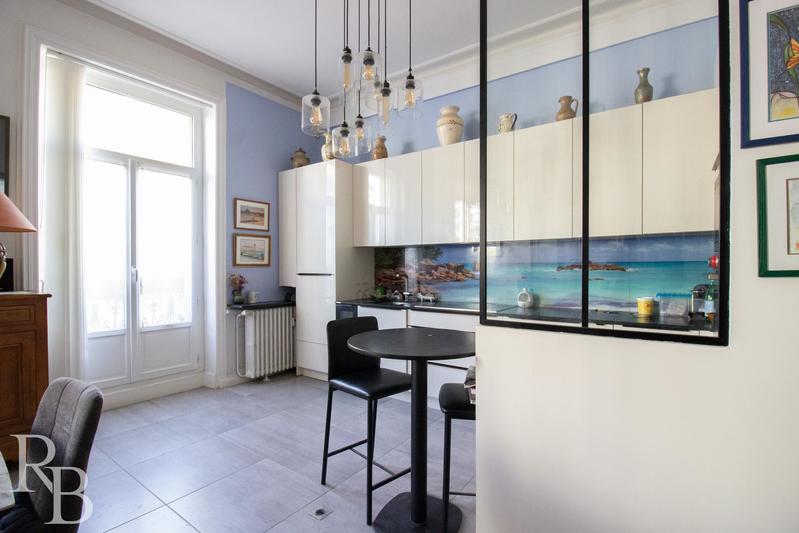 Appartement - 102 m² - 5 pièces