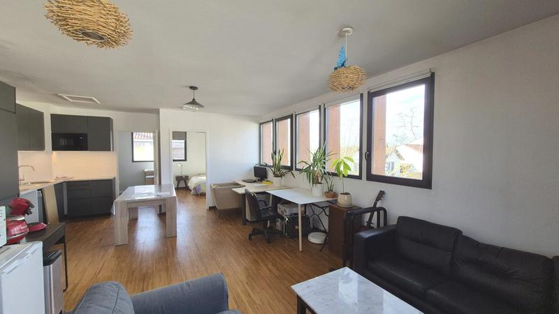 Appartement - 65 m² - 3 pièces