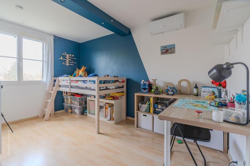 Maison - 95 m² - 5 pièces