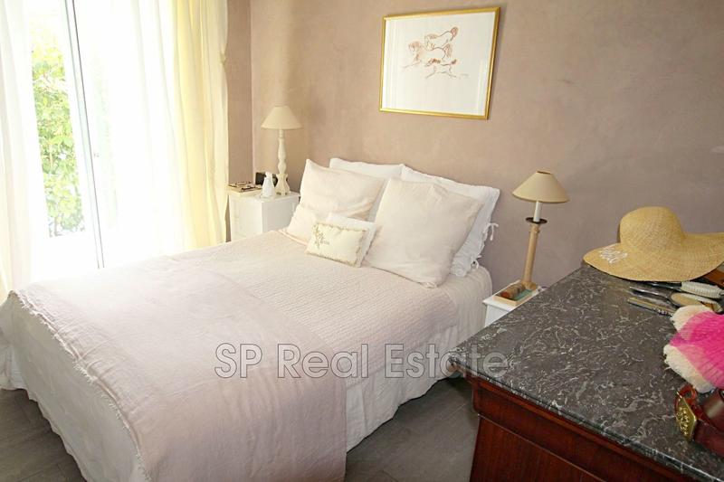 Appartement - 93 m² - 4 pièces