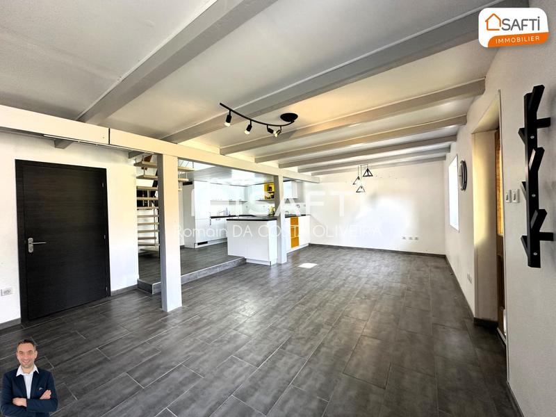 Maison - 357 m² - 12 pièces