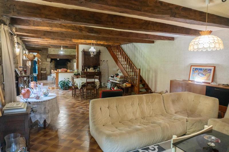 Maison - 170 m² - 7 pièces