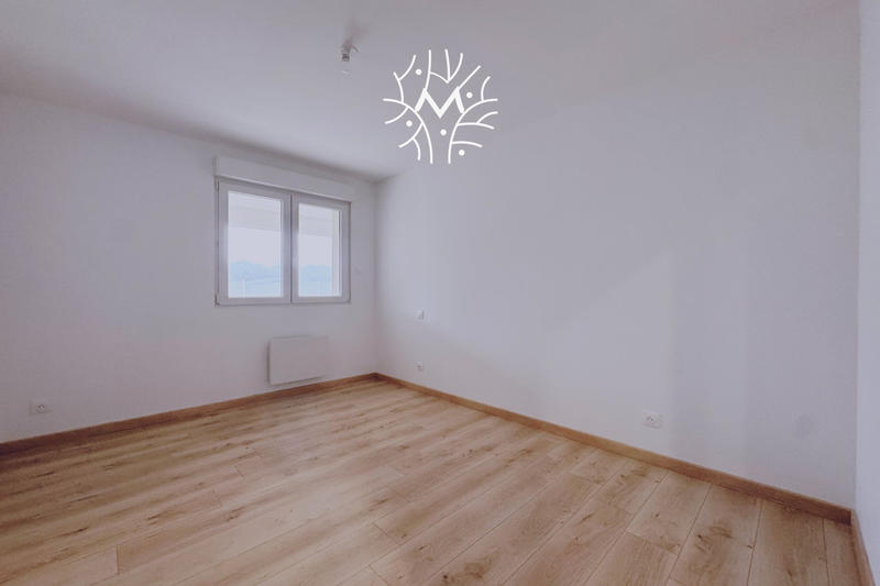 Maison - 94 m² - 4 pièces