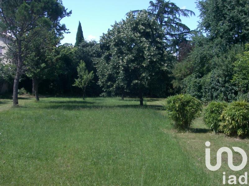 Maison - 220 m² - 9 pièces