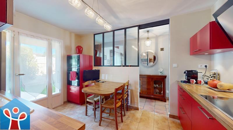 Maison - 111 m² - 5 pièces