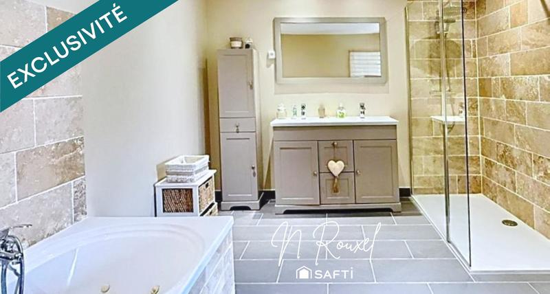 Maison - 300 m² - 12 pièces