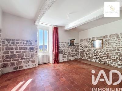 Maison - 199 m² - 9 pièces