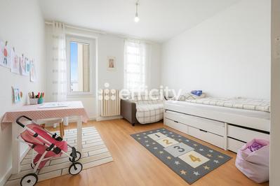 Appartement - 67 m² - 4 pièces