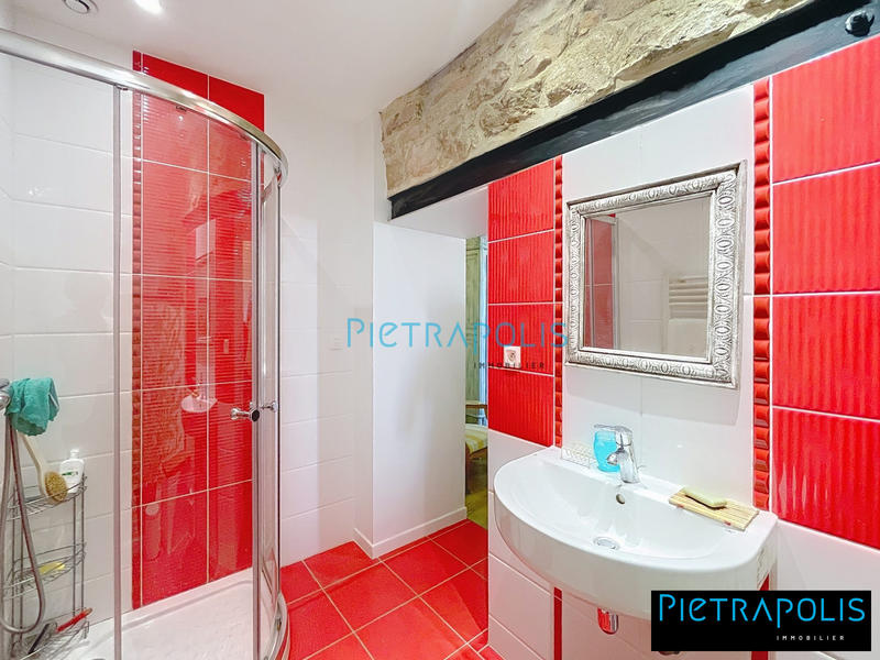 Maison ancienne - 170 m² - 4 pièces