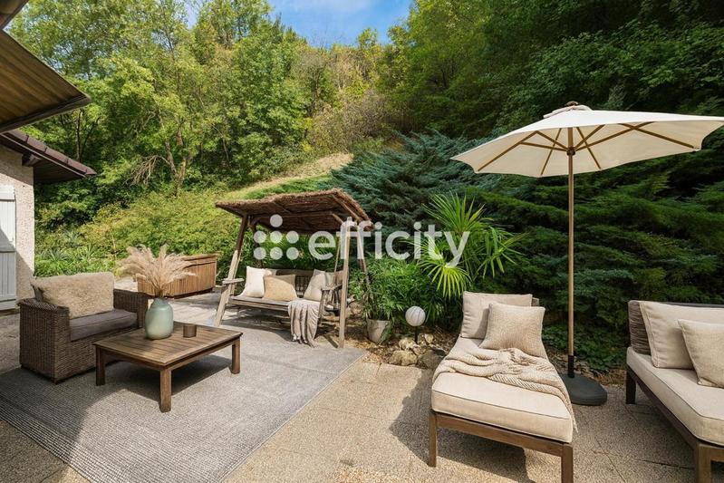 Villa - 290 m² - 5 pièces