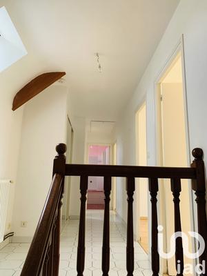 Maison - 99 m² - 5 pièces