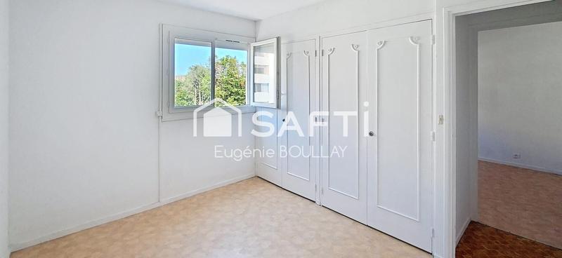 Appartement - 82 m² - 3 pièces