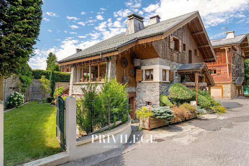 Châlet - 195 m² - 6 pièces