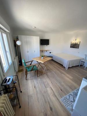 Studio - 17 m² - 1 pièce