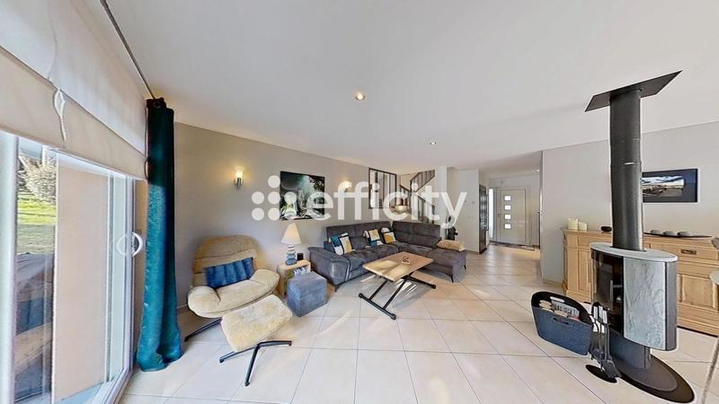 Maison - 145 m² - 5 pièces