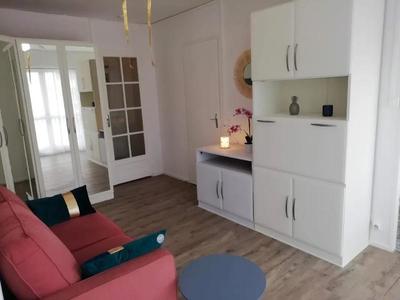 Studio - 25 m² - 1 pièce