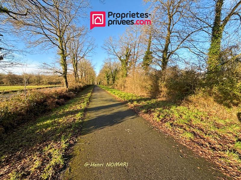 Maison - 234 m² - 3 pièces