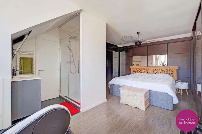 Maison - 170 m² - 5 pièces