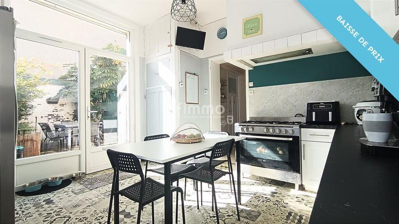 Maison - 130 m² - 8 pièces