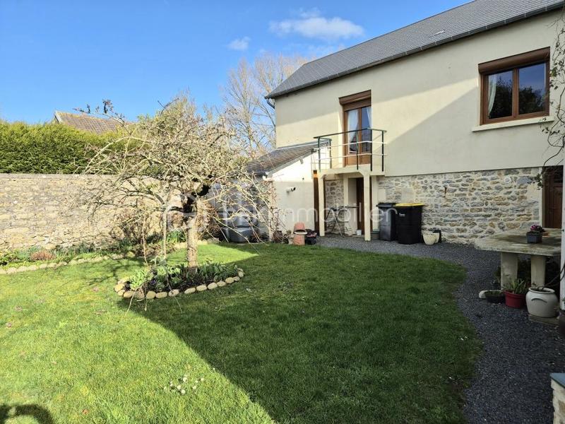 Demeure - 125 m² - 6 pièces