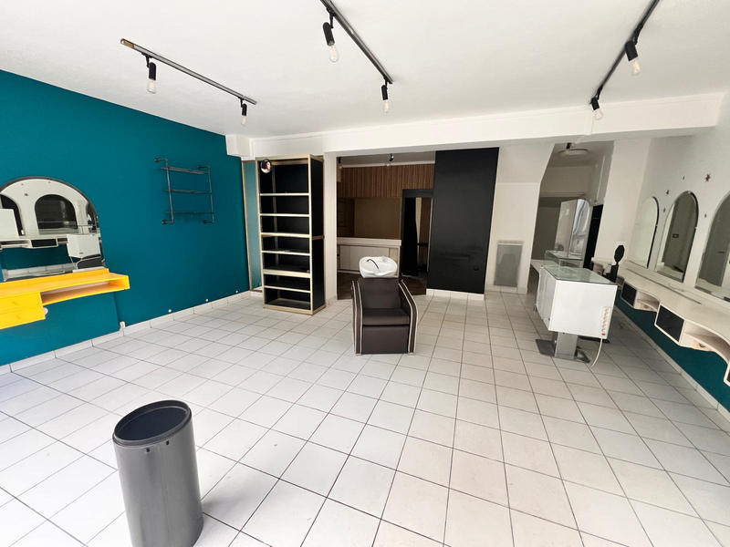 Local commercial - 57 m²